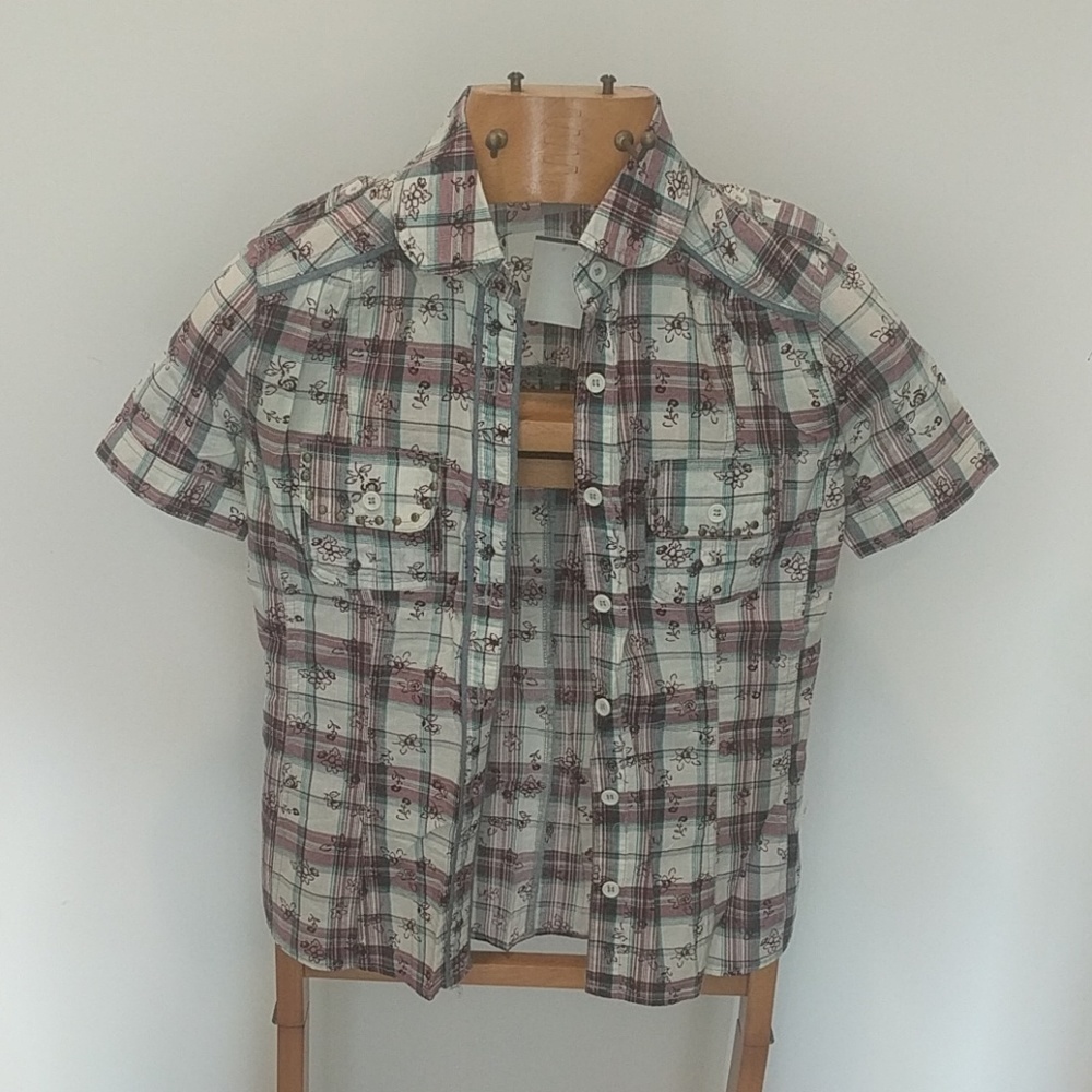 2/$35.00 ANGEL KISS WOMEN JUNIOR SZ SMALL SHIRT NWOT